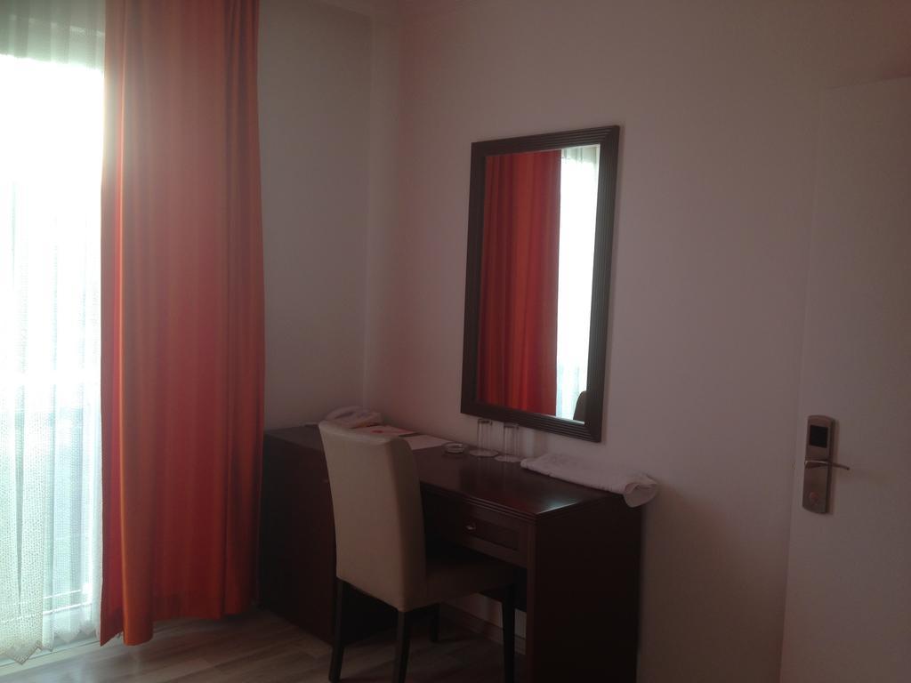 Mutado Hotel Antalya Kamer foto