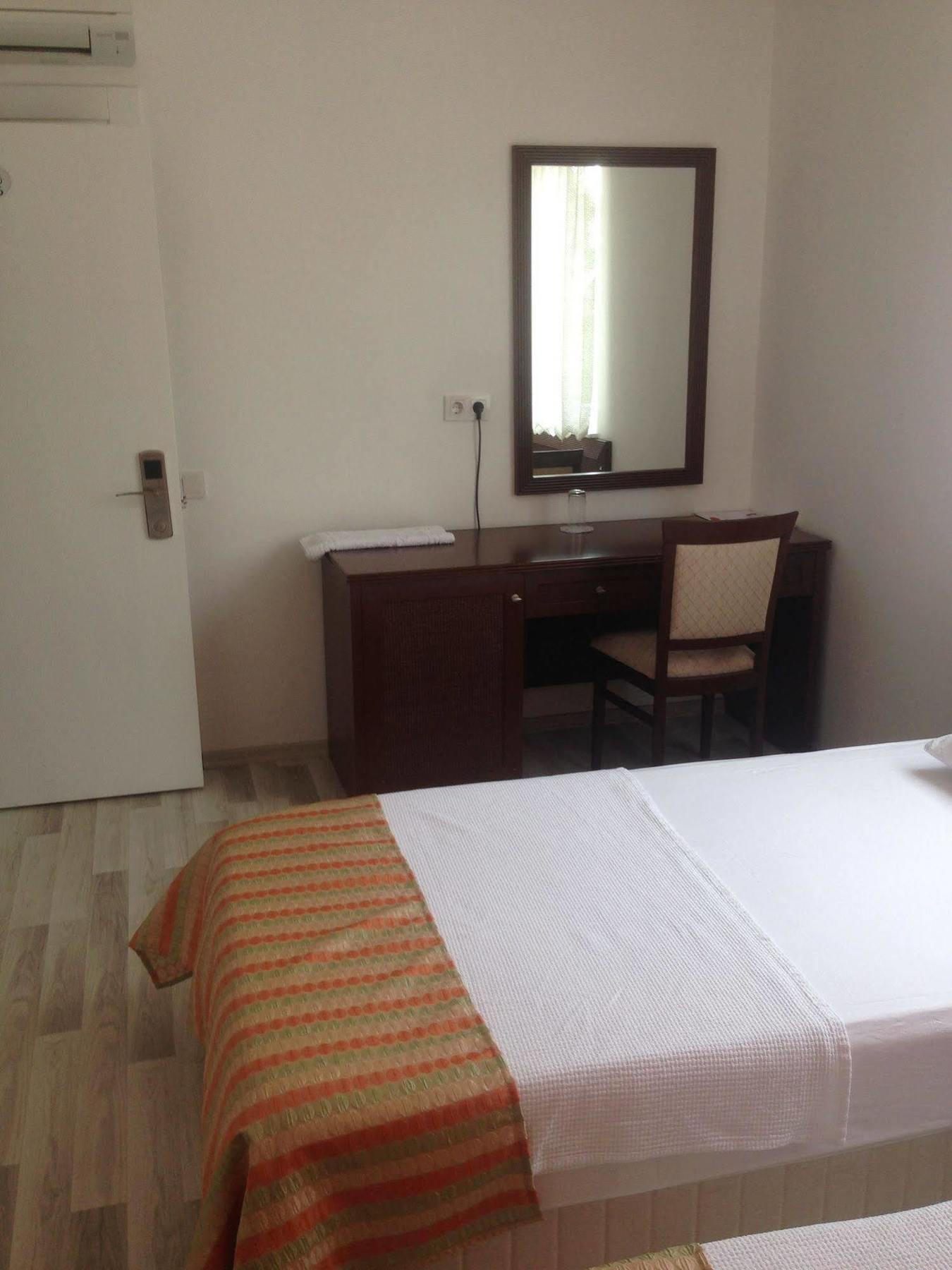 Mutado Hotel Antalya Buitenkant foto